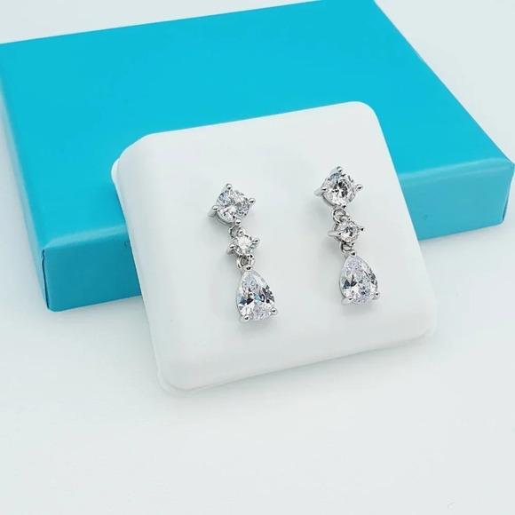 925 Sterling Silver CZ Beautiful Earrings for Women, 1USPAR4248 - Picture 4 of 11